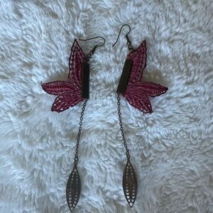 Chic Burgundy Leaf Dangle Earrings